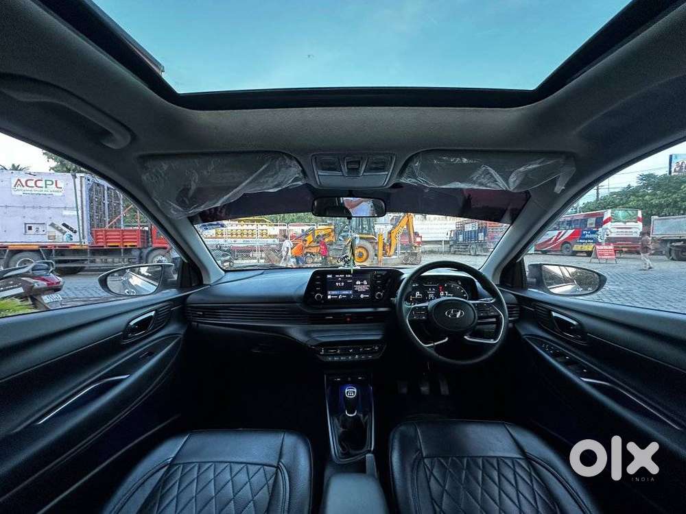Hyundai I20 Asta (o) 1.2 Mt, 2023, Petrol