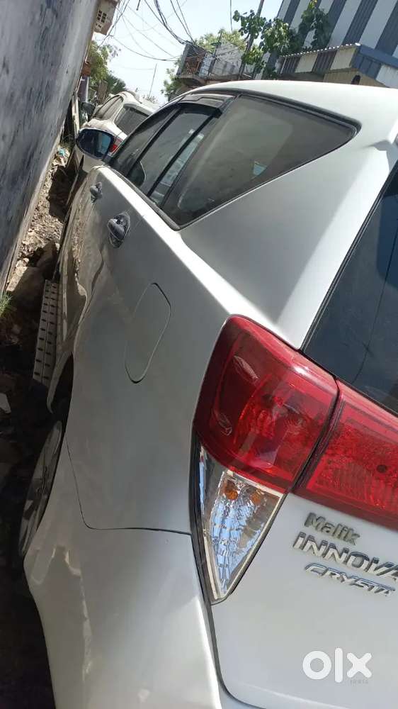 Toyota Innova Hycross 2016