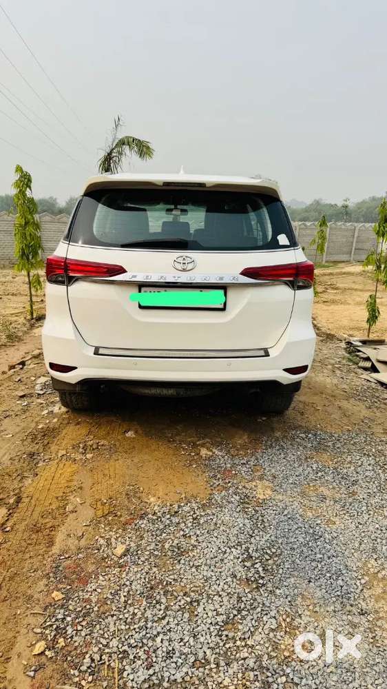 Fortuner 4×2 Automatic 2017 First Own