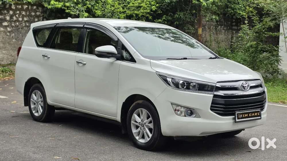 Innova Crysta 2.4 V Mt 2020