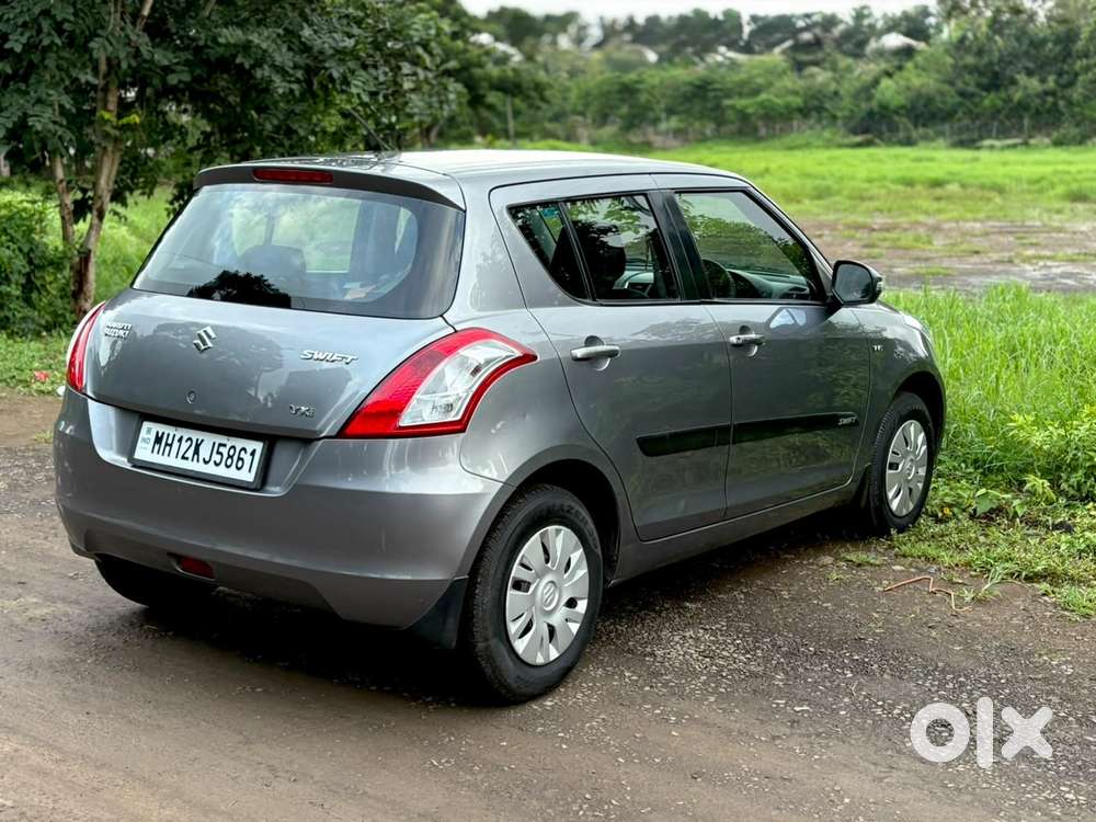 Maruti Suzuki Swift Vxi With Abs, 2013, Petrol