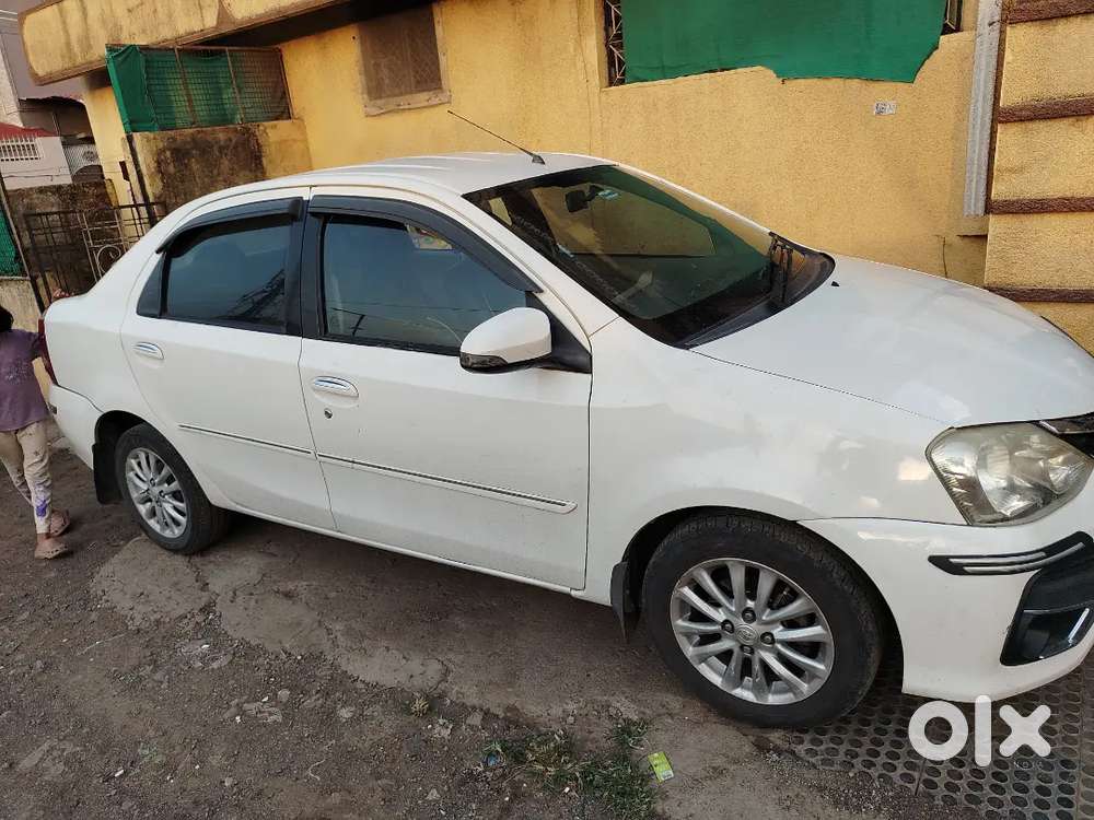 Toyota Etios 2015 Diesel 105000 Km Driven