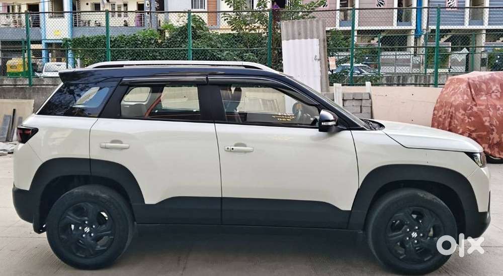 Maruti Suzuki Brezza 1.5 Zxi Smart Hybrid, 2022, Petrol