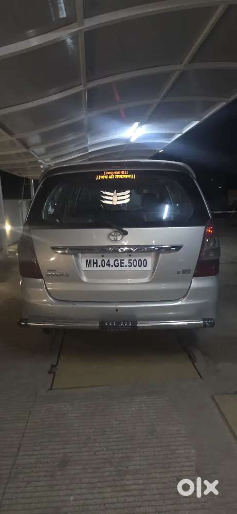 Toyota Innova 2013 Diesel 325000 Km Driven