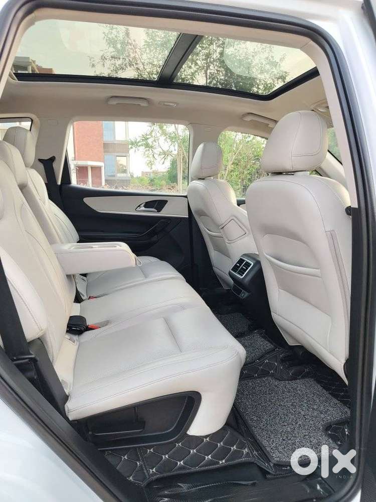 Mahindra Xuv700 Ax7 Awd, 2022, Diesel