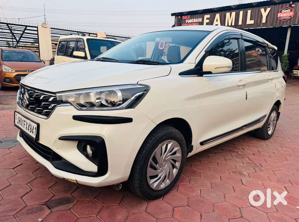 Maruti Suzuki Ertiga Vxi Abs Bs Iv, 2025, Petrol