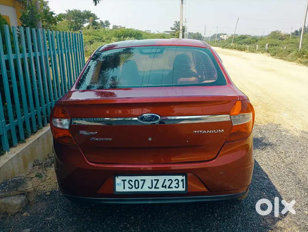 Ford Figo Titanium 2017