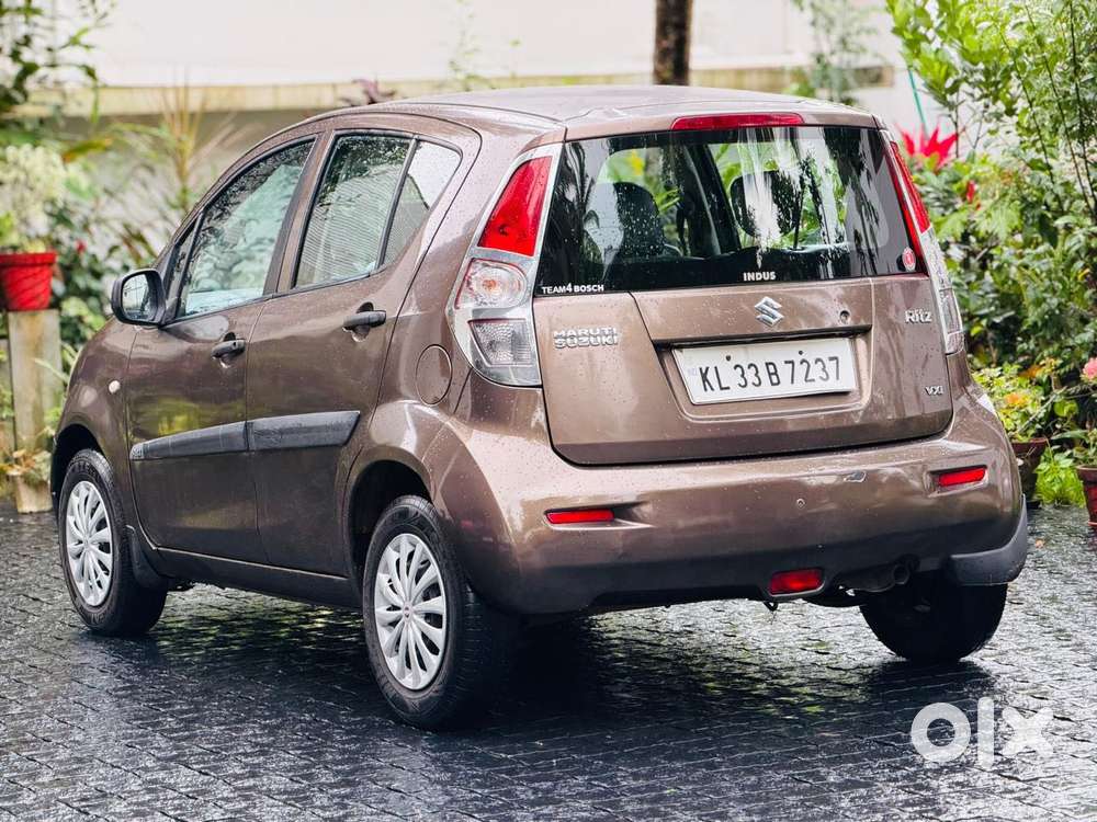 Maruti Suzuki Ritz Vxi Genus, 2010, Petrol