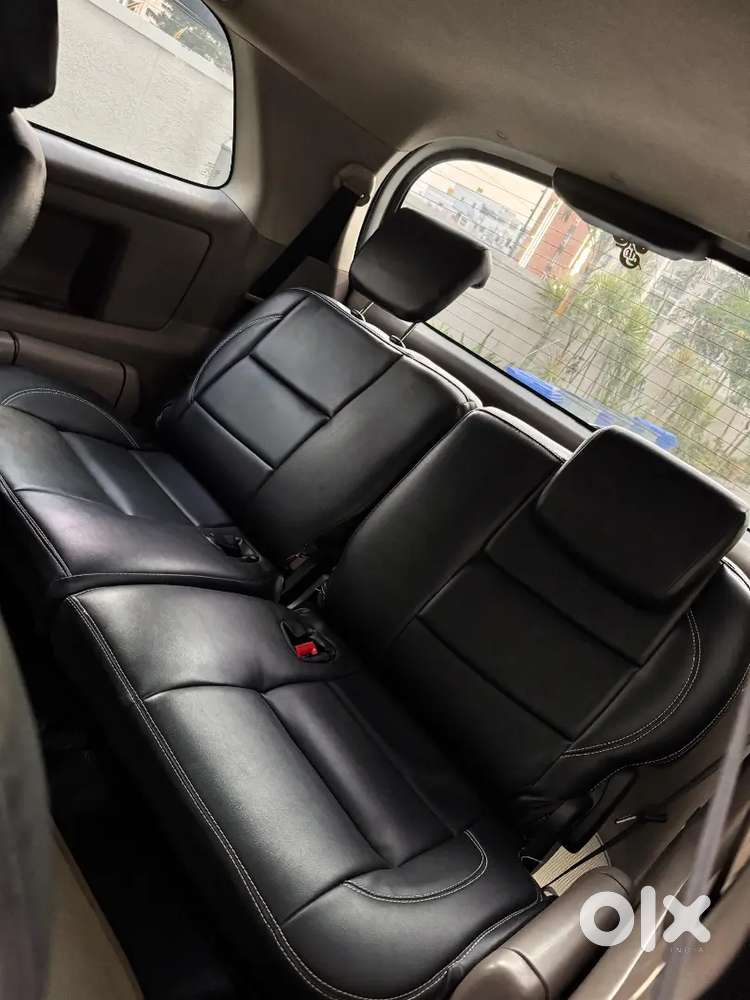 Toyota Innova 2015 Diesel Well Maintained With Show Room Track