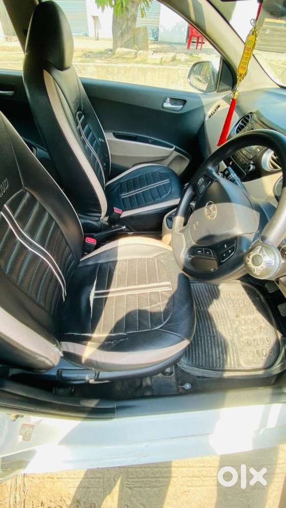 Hyundai Grand I10 2016 Diesel 67025 Km Driven