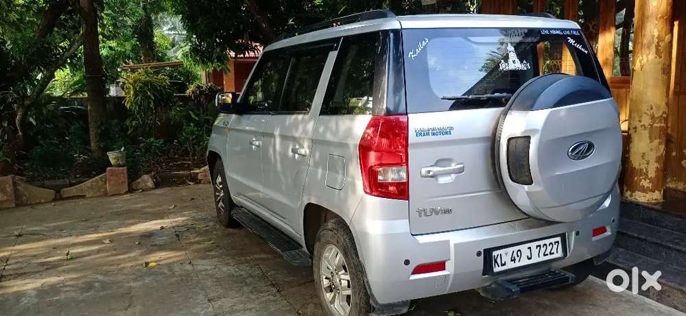 Mahindra Tuv 300 1.5 T8 2018
