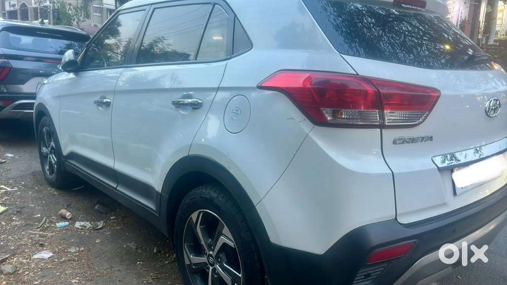 Creta  Petrol Car 2018 Sx Automatic With Sunroof