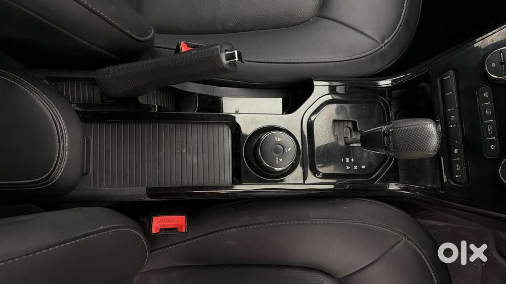 Tata Nexon 1.2 Revotron Xza Plus (o) Amt, 2022, Petrol
