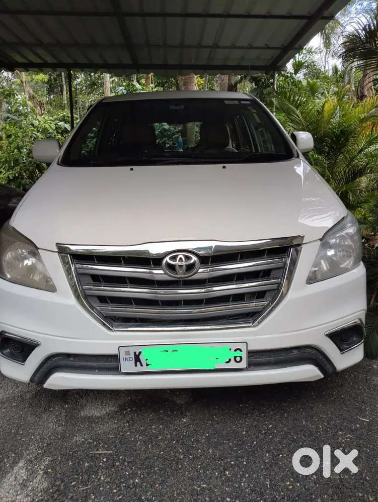 Toyota Innova 2015 Diesel 7 Str , Intercooler Abs Airbag , 4 New Tyres