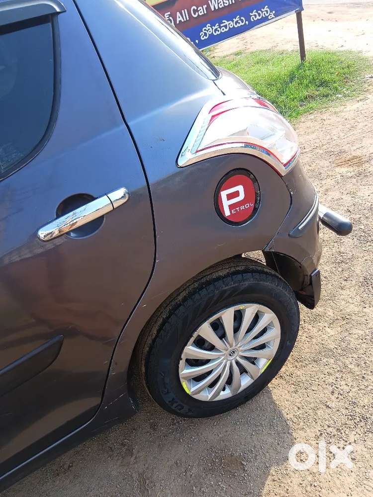 Maruti Suzuki Swift Vxi 2016