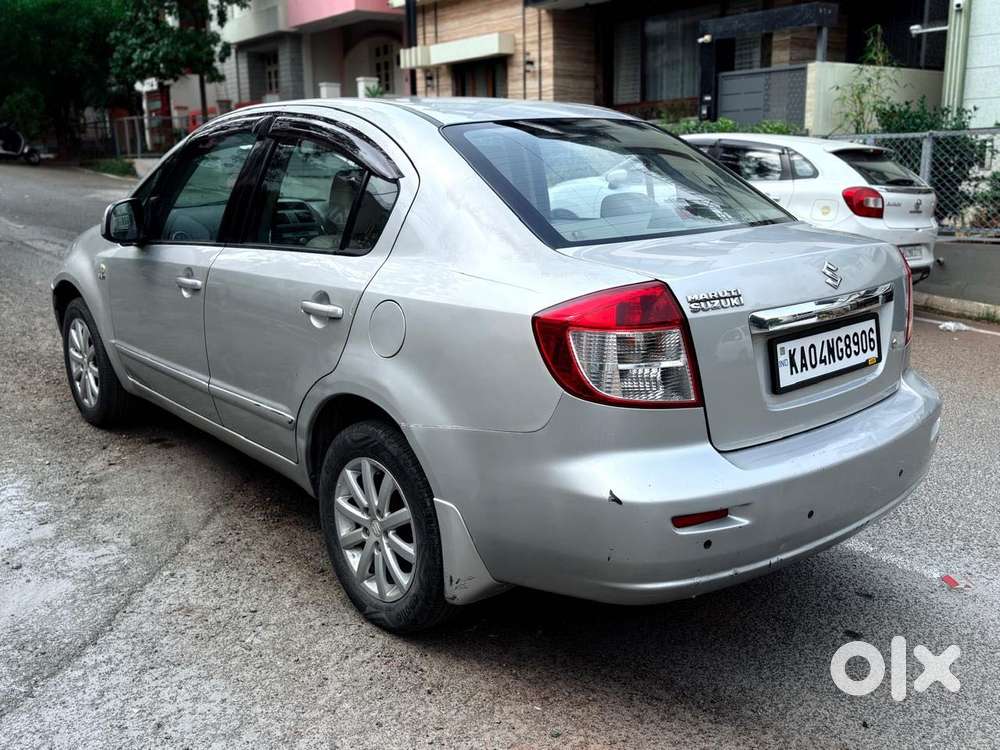 Maruti Suzuki Sx4 2007-2012 Zxi With Leather Bsiii, 2011, Petrol
