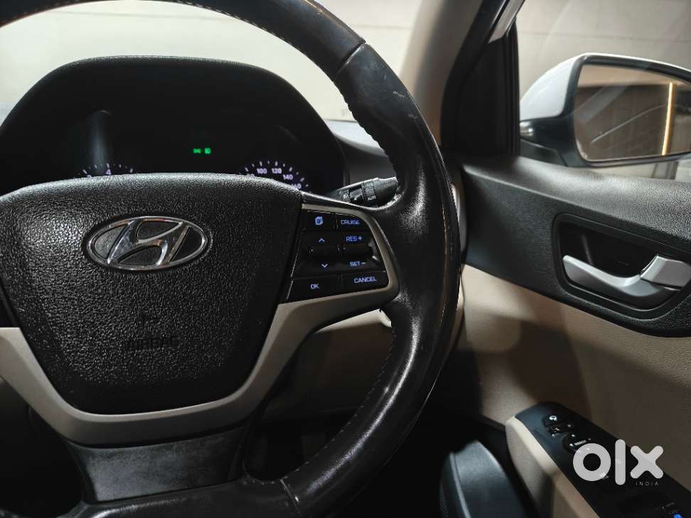 Hyundai Verna 1.6 Sx (o) Vtvt, 2018, Petrol