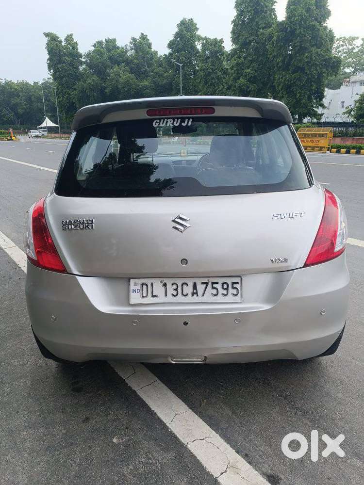 Maruti Suzuki Swift Lxi Optional-o, 2013, Petrol