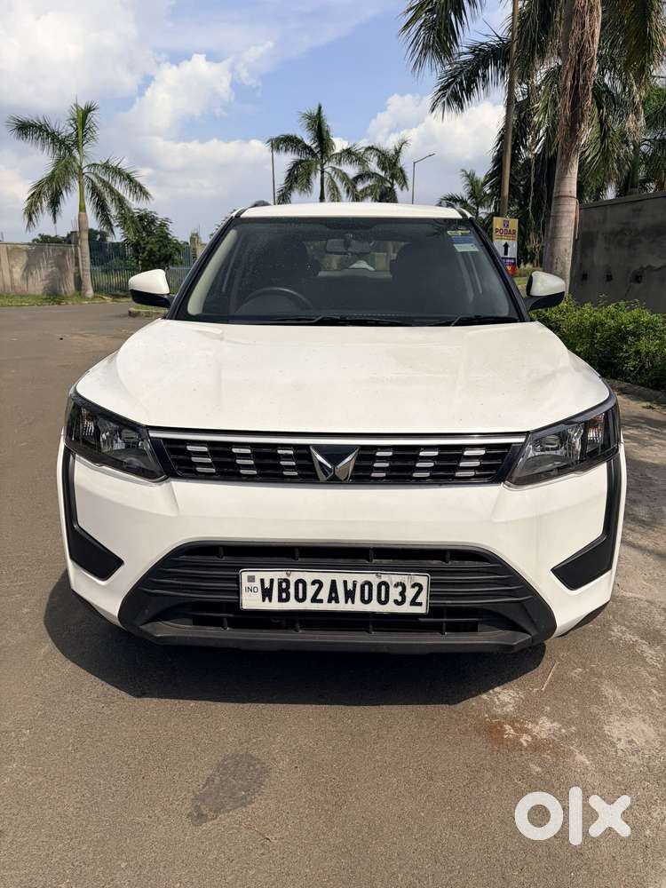 Mahindra Xuv300 W6, 2024, Petrol