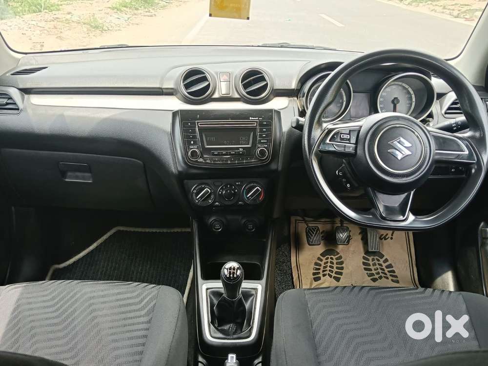 Maruti Suzuki Swift Vxi + Manual, 2020, Petrol