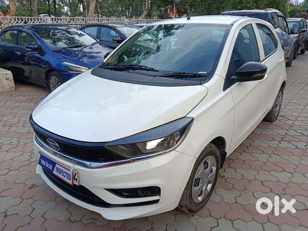 Tata Tiago 1.2 Revotron Xt (o), 2023, Petrol
