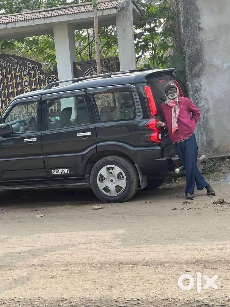 Mahindra Scorpio 2.2 S6 Plus 2017