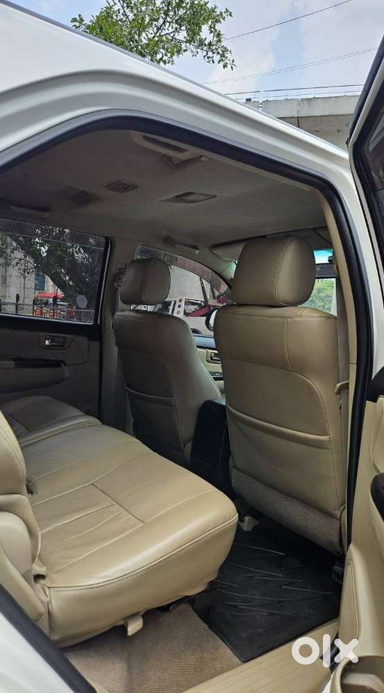 Toyota Fortuner 2011-2016 4x2 Manual, 2015, Diesel