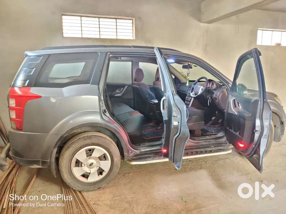 Mahindra Xuv500 2015 Diesel 56000 Km Driven