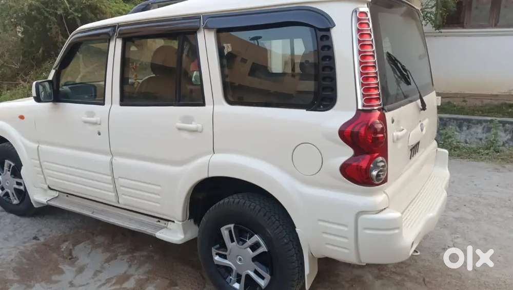 Mahindra Scorpio 2006 Diesel 150000 Km Driven