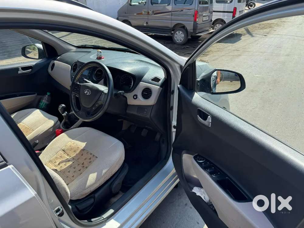 Hyundai Grand I10 2014 Petrol 72000 Km Driven