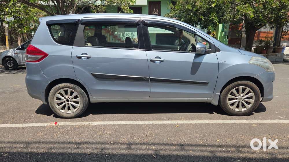 Maruti Suzuki Ertiga 2012-2015 Zxi, 2013, Petrol