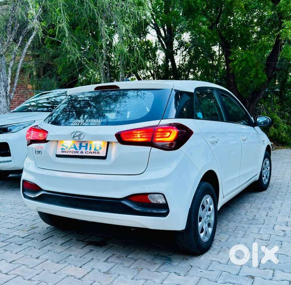 Hyundai I20 1.4 Magna At, 2018, Petrol