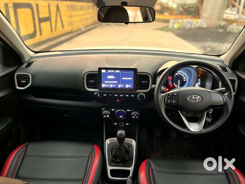Hyundai Venue 1.2 S Plus, 2022, Petrol