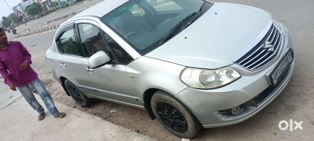 Maruti Suzuki Brezza 1.5 Vxi 2012