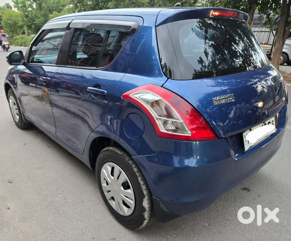 Maruti Suzuki Swift Vxi With Abs, 2012, Petrol