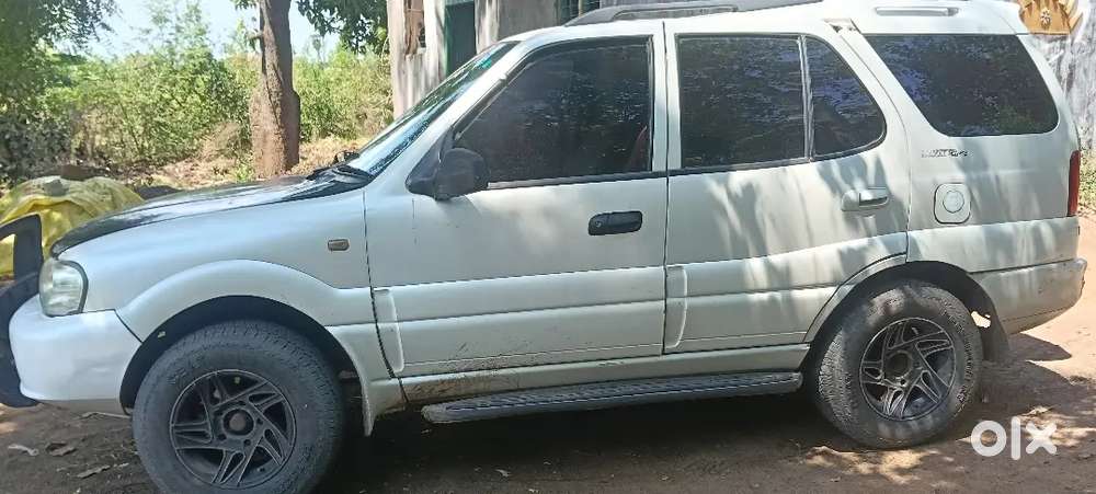 Tata Safari Dicor.