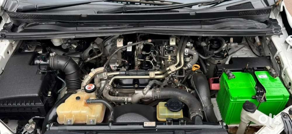 Toyota Innova Crysta [2020-ongoing] 2.4 Gx 8 Str, 2017, Diesel