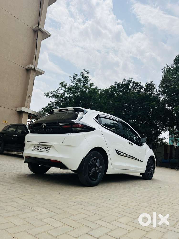 Tata Altroz Xm Plus Icng, 2021, Cng & Hybrids