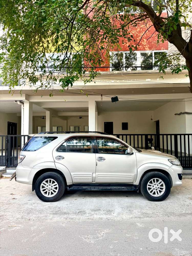 Toyota Fortuner, 2013, Diesel