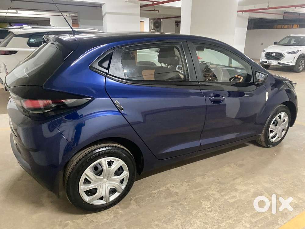 Tata Altroz Single Owner, Manual, Less Than 10,000 Km Done, Karnataka