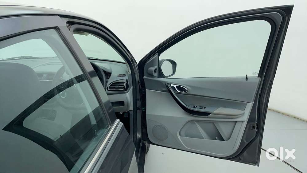Tata Tigor Xza Plus, 2021, Petrol