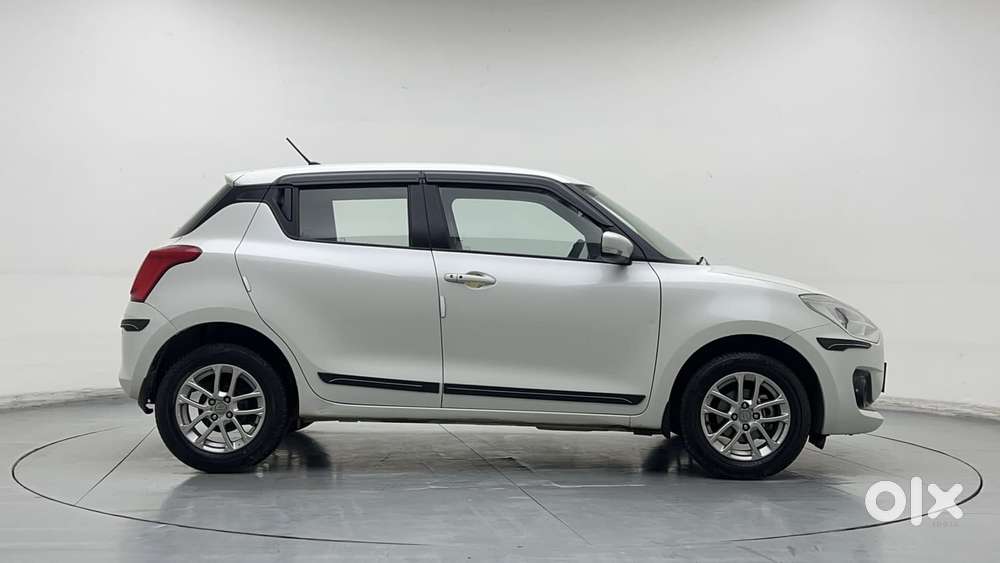 Maruti Suzuki Swift Amt Zxi, 2023, Petrol
