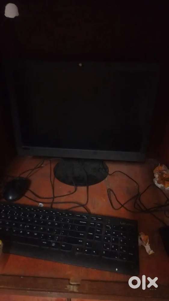 Lenovo V330 201CB