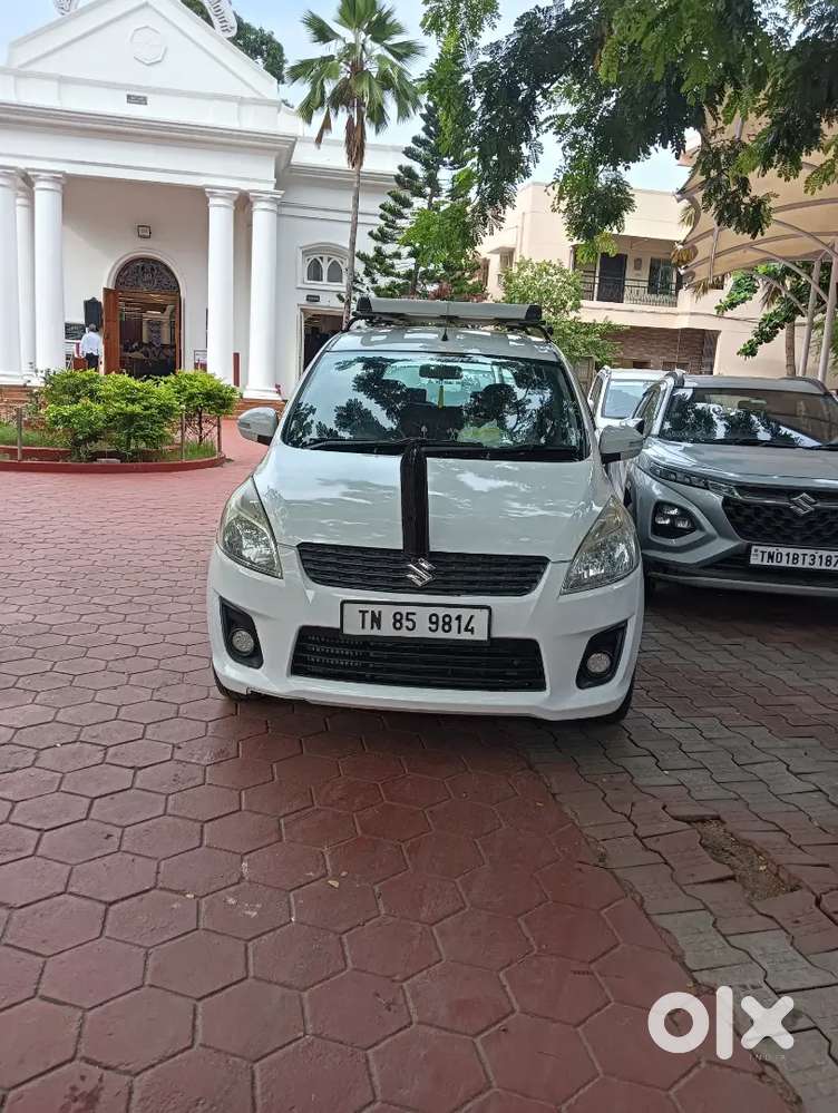 Car Neat And Fresh Luxury Looking