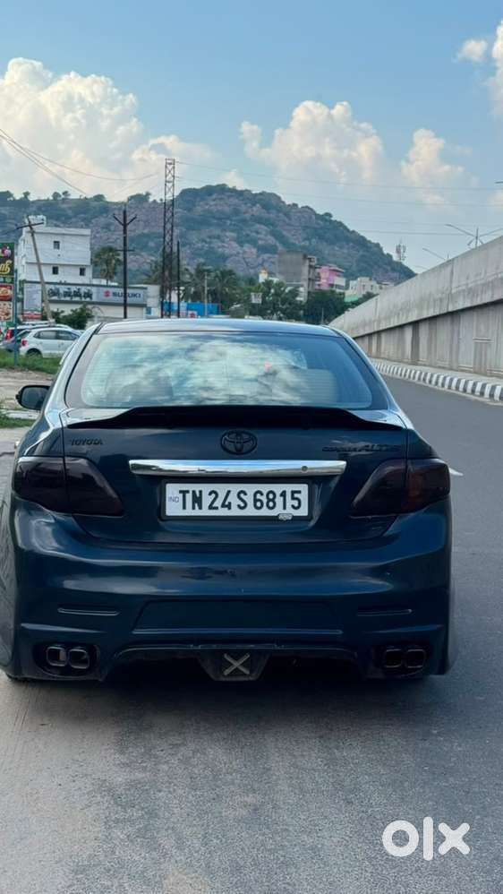 Toyota Corolla Altis 2010