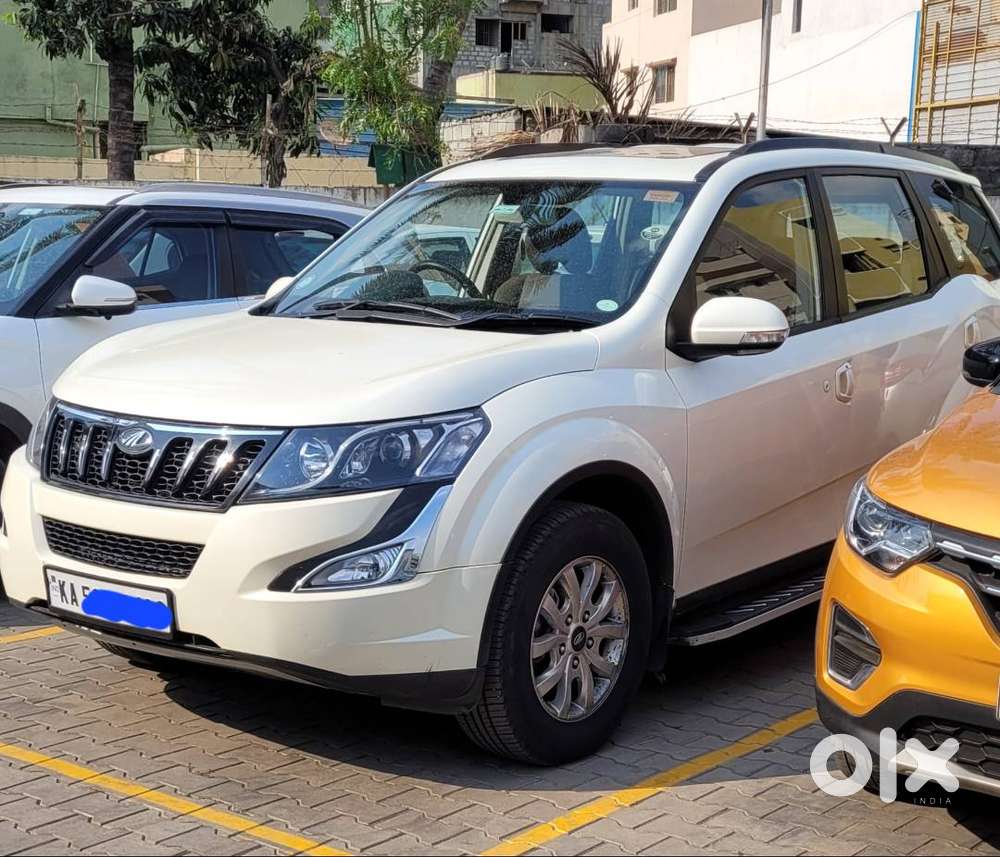 Mahindra Xuv500 W9(sun Roof)– Excellent Condition  2017 Model