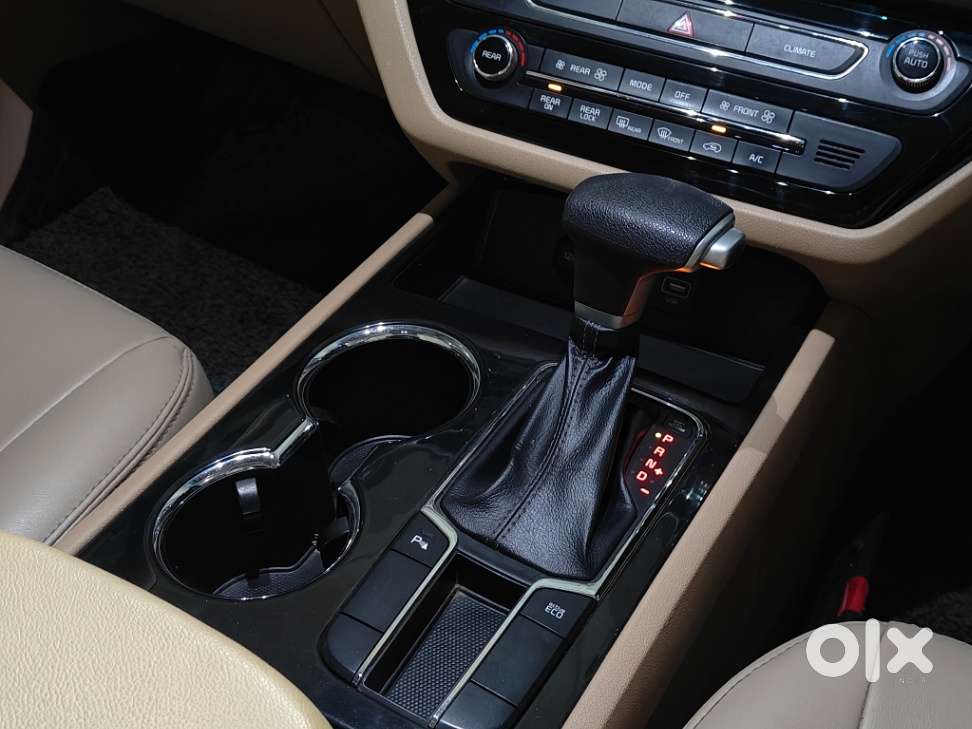 Kia Carnival Prestige, 2021, Diesel