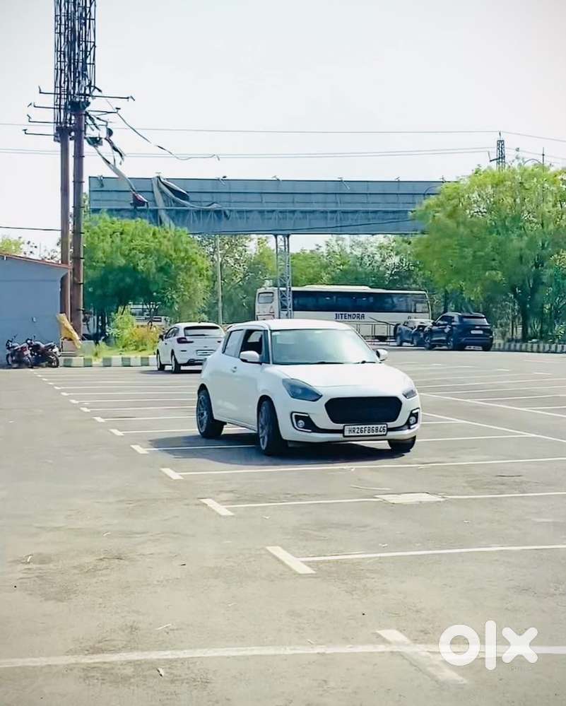Maruti Suzuki Swift 2023 Petrol