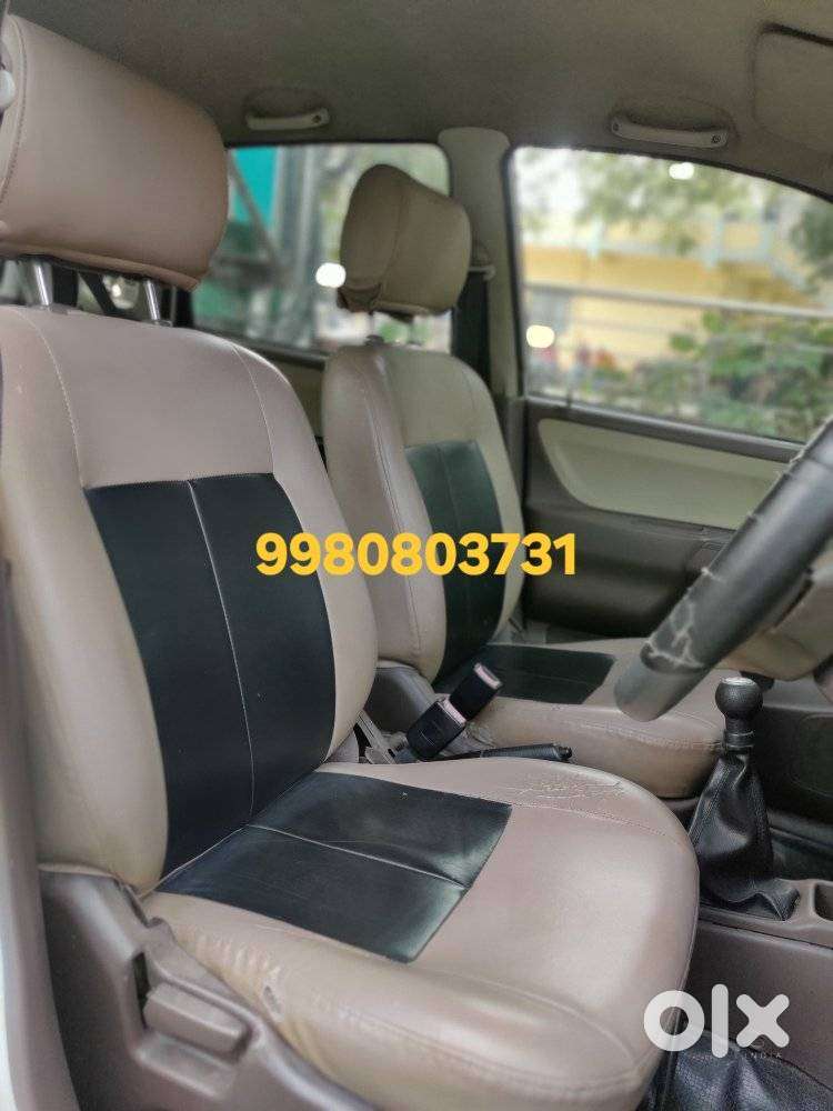 Maruti Suzuki Zen Estilo Lxi Bs Iv, 2011, Petrol