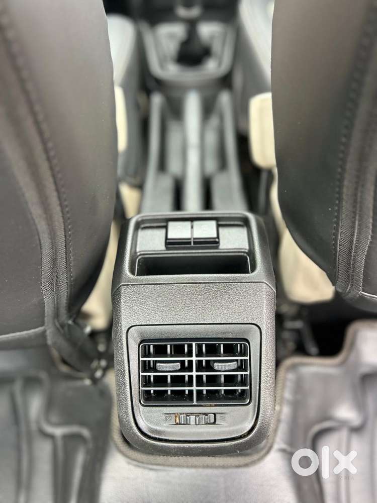 Maruti Suzuki Dzire 1.2 Vxi, 2024, Petrol